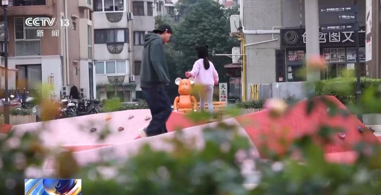 法治在线丨赵女士走了，叔姑舅姨9人争遗产，房产为何收归国家？案例释法→(图24)