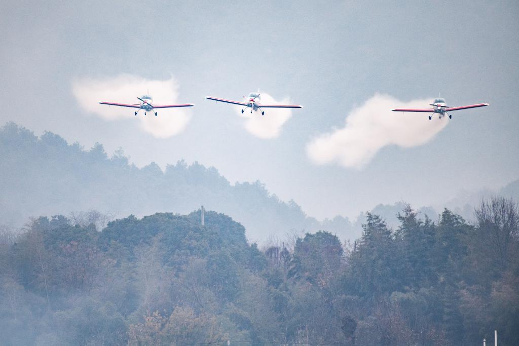  媒体管家2025：财经聚焦丨“低空经济”发展一年间(图1)