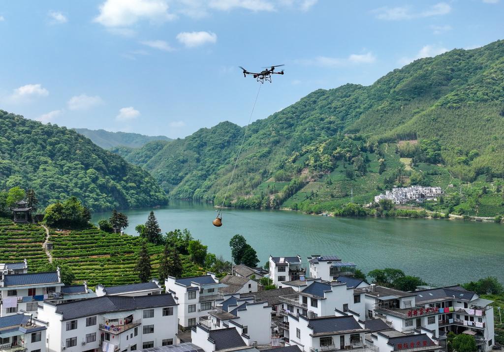 从城市到乡村 中国低空物流加速飞向更广空间(图1)