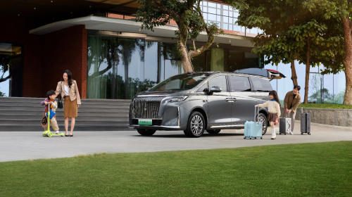 从蓝山到高山,长城汽车用“务实主义”卷出高阶智驾新山海(图4) 从蓝山到高山,长城汽车用“务实主义”卷出高阶智驾新山海(图4)