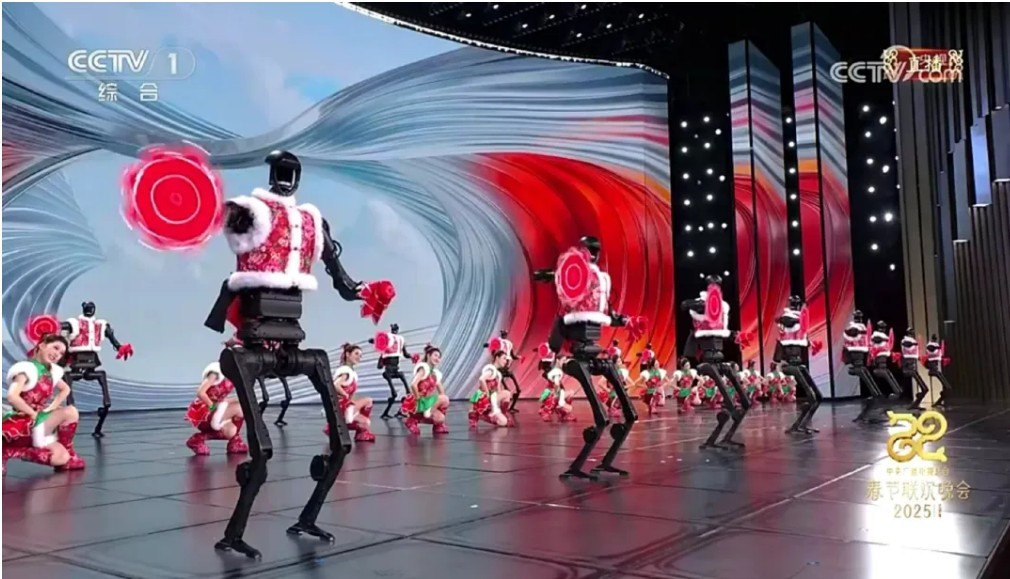 蛇年春晚机器人热舞背后：具身智能如何跨越“交互”大山？(图1)