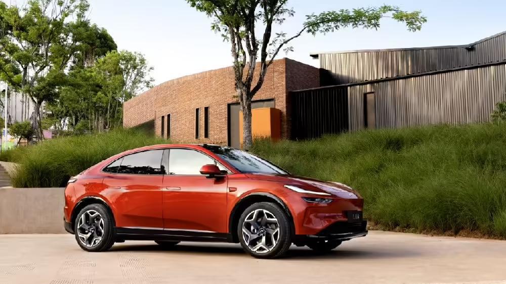 乐道汽车:L60实体钥匙近期上线,支持多功能物理按键、无感解闭锁、无线充电等能力(图1) 乐道汽车:L60实体钥匙近期上线,支持多功能物理按键、无感解闭锁、无线充电等能力(图1)