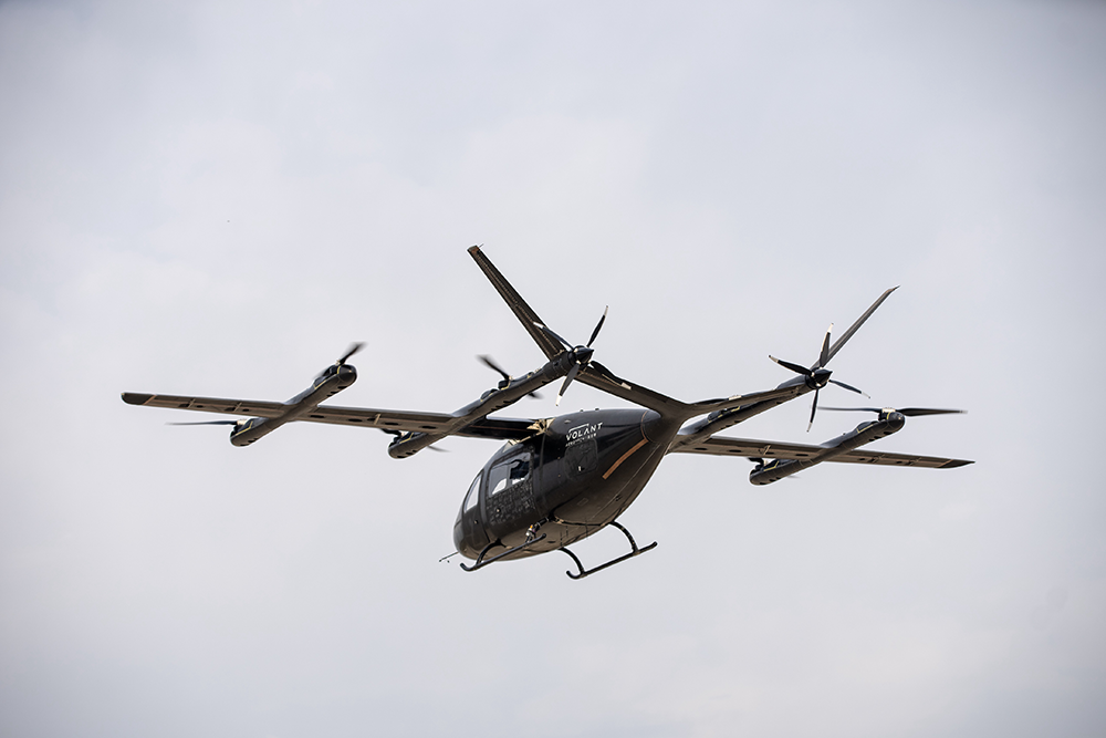 2025:试飞、纳才,开工首日上海低空经济、人工智能企业立下新目(图2) 2025:试飞、纳才,开工首日上海低空经济、人工智能企业立下新目(图2)