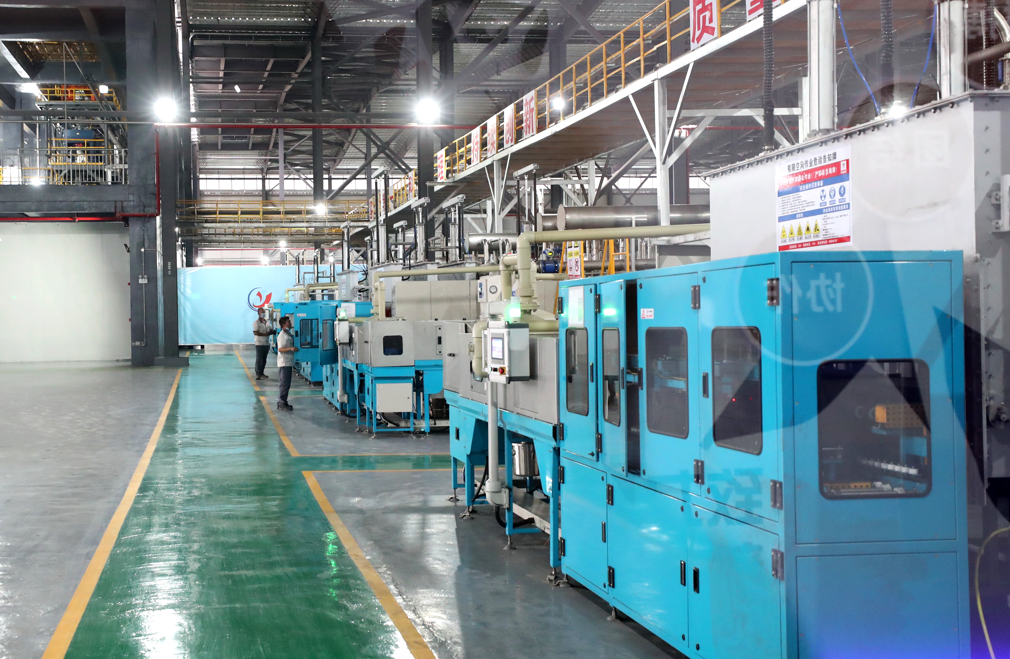 新质生产力的昆明答卷:主攻工业打出“翻身仗”,未来产业蓄势突破(图2) 新质生产力的昆明答卷:主攻工业打出“翻身仗”,未来产业蓄势突破(图2)