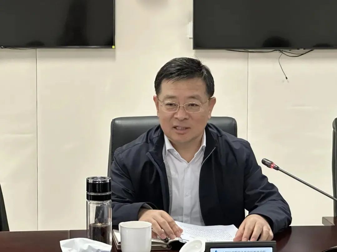 青岛市委常委、政法委书记程德智率队赴空天院调研,星图低空云计划落地青岛(图3) 青岛市委常委、政法委书记程德智率队赴空天院调研,星图低空云计划落地青岛(图3)