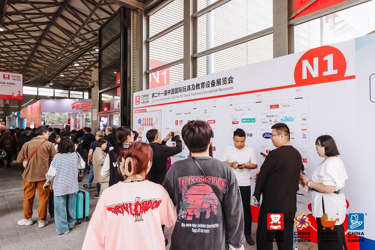 4037931981.jpg 媒体管家: 2025年上海模型玩具展(图3)