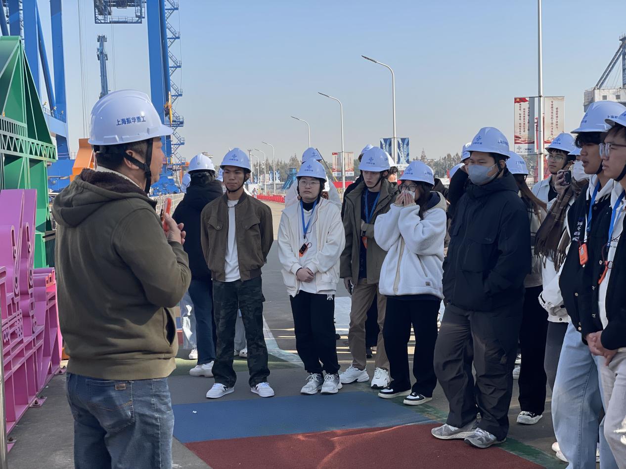 媒体管家: 《华侨大学2024“中国式现代化建设之新质生产力(上海)主题研习营:探寻上海发展新动能》(图6) 媒体管家: 《华侨大学2024“中国式现代化建设之新质生产力(上海)主题研习营:探寻上海发展新动能》(图6)