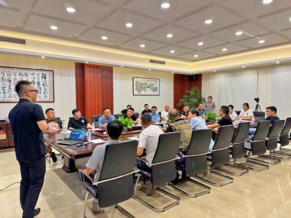 媒体管家: 酝势而出,赋能未来| 东方鼎酒业抖音赋能战略分享会二期圆满结束!(图2) 媒体管家: 酝势而出,赋能未来| 东方鼎酒业抖音赋能战略分享会二期圆满结束!(图2)