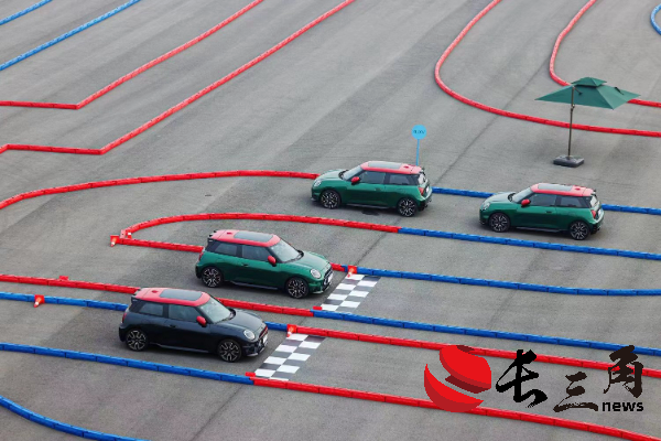 媒体管家: 全新电动MINI Cooper上市 在电动时代“忠于经典,乐于创新”(图3) 媒体管家: 全新电动MINI Cooper上市 在电动时代“忠于经典,乐于创新”(图3)