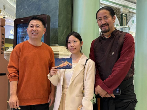 媒体管家: 电影《清道夫》——像冰川一样坚固而永恒的爱(图7) 媒体管家: 电影《清道夫》——像冰川一样坚固而永恒的爱(图7)