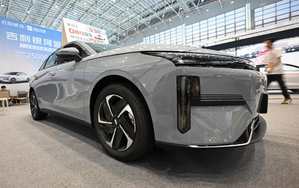 媒体管家: 国产新能源汽车点靓金秋车展(图5) 媒体管家: 国产新能源汽车点靓金秋车展(图5)