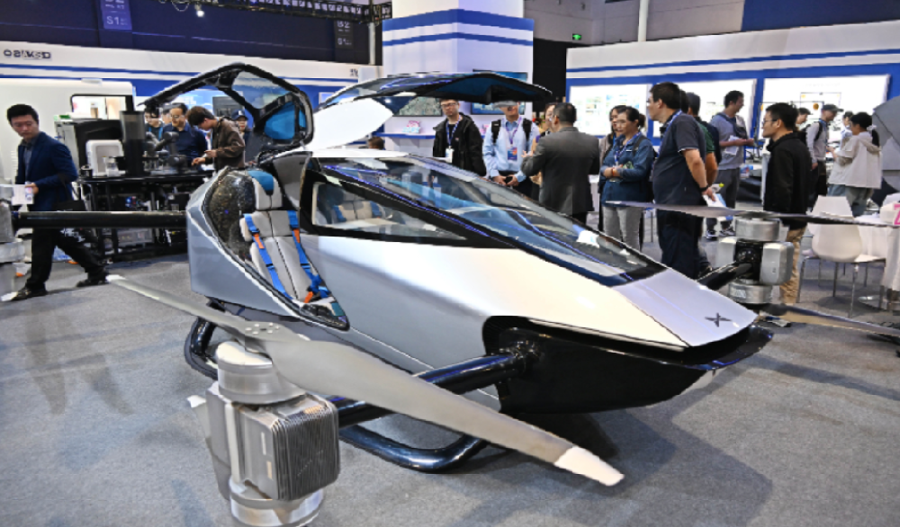 媒体管家: 低空经济带火飞行汽车 上市公司积极"落子"新赛(图1) 媒体管家: 低空经济带火飞行汽车 上市公司积极"落子"新赛(图1)