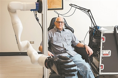 媒体管家: 仿生肢体让患者获得真实感知能力(图1) 媒体管家: 仿生肢体让患者获得真实感知能力(图1)