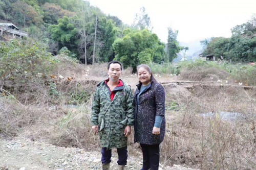 “鸡皇后”三十年让乌鸡成了金凤凰 圆了上万贫困人口脱贫梦(图6)