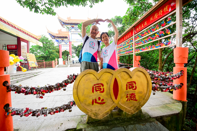 东莞观音山八月上演“浪漫大戏”，吸引众多爱侣打卡(图3)