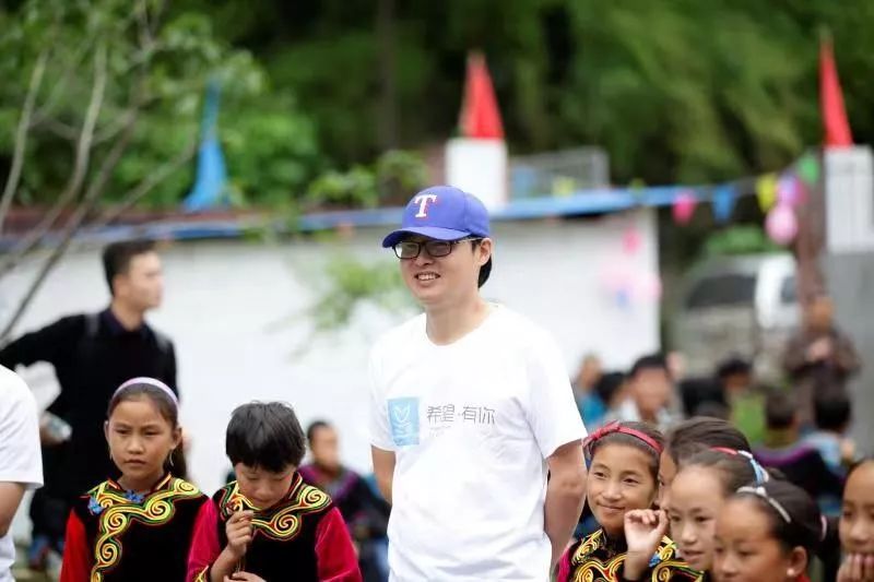 乳业技术博览会石家庄揭幕,新希望荣获“奶业振兴”殊荣(图5) 乳业技术博览会石家庄揭幕,新希望荣获“奶业振兴”殊荣(图5)