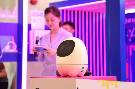科大讯飞首家A.I.互动体验中心亮相合肥万象城(图6)