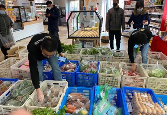 众志成城显担当 苏宁易购一线快递员和客服获抗疫先进个人表彰(图2)